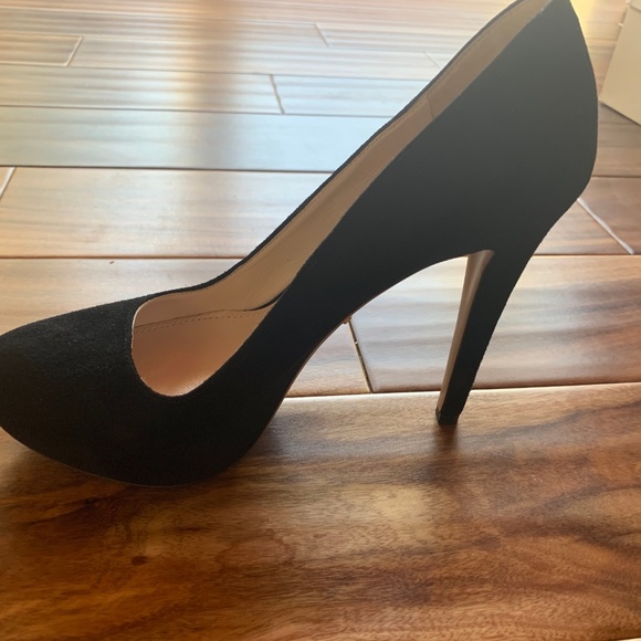 Prada Suede Pumps